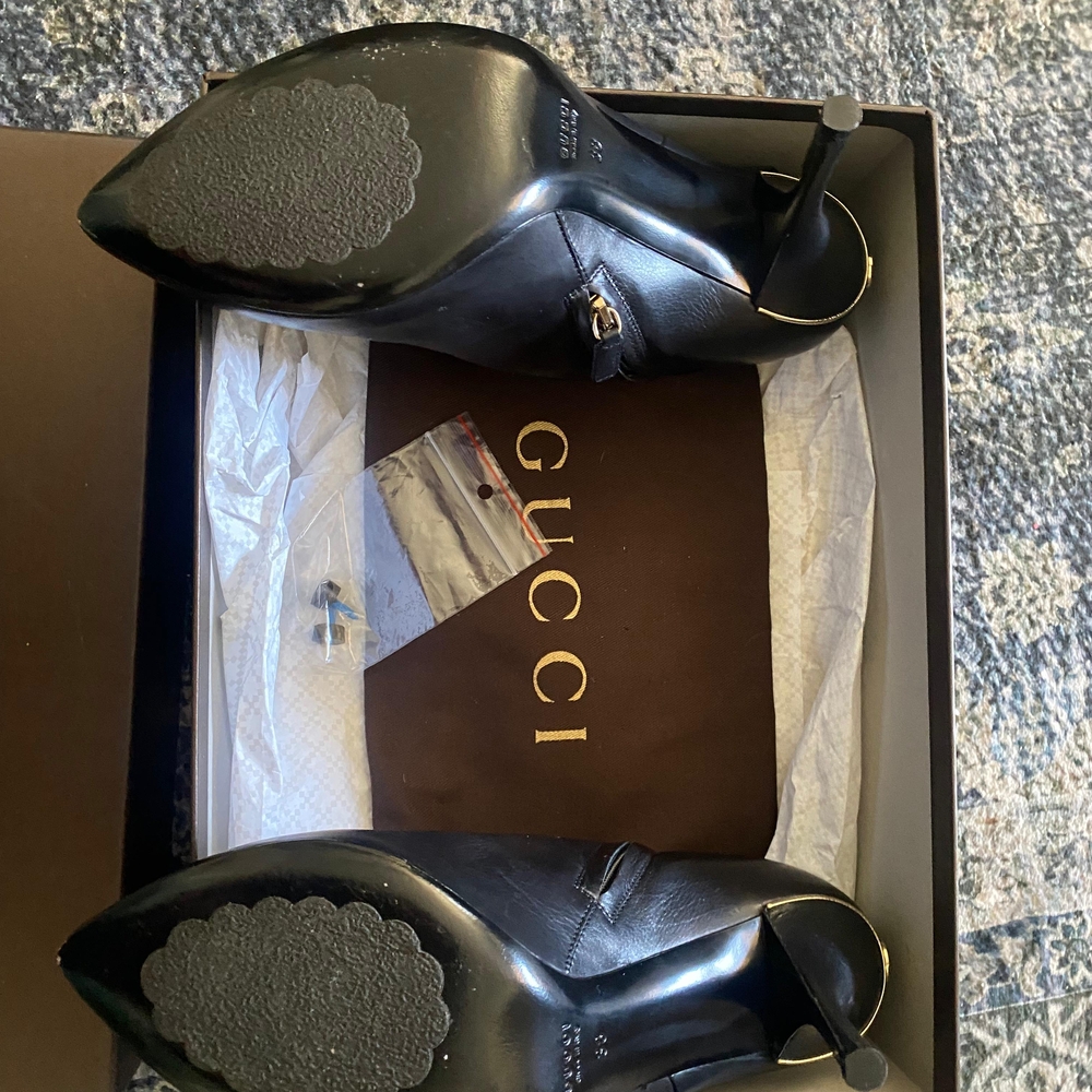 Gucci Black Heeled Boots Sleek Stiletto Design - Picture 8 of 8